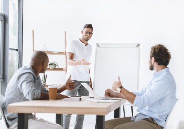 云南华先科技软件开发团队再创新高，打造定制化解决方案受好评